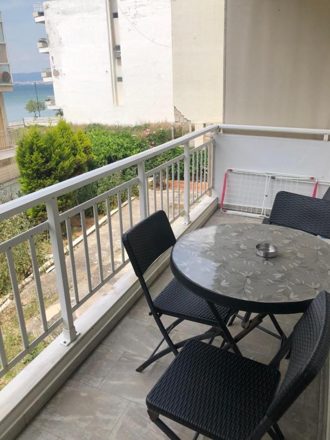 Joannas 2Brooms Sea Apartment Peraia  Exterior photo
